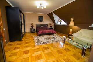 Гостиница Прибой Судак Люкс 8-1