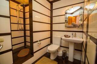 Гостиница Прибой Судак Люкс с 2 спальнями 6-8