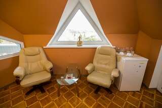 Гостиница Прибой Судак Люкс с 2 спальнями 6-7