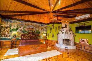 Гостиница Прибой Судак Люкс с 2 спальнями 6-2