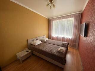 Гостиница Прибой Судак Люкс с 2 спальнями 6-2