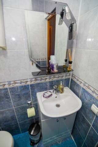 Гостиница Прибой Судак Люкс с 2 спальнями 6-7