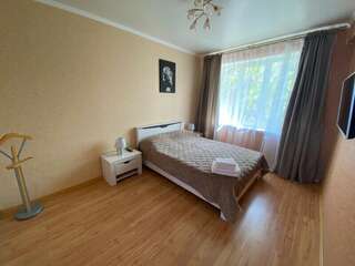 Гостиница Прибой Судак Люкс с 2 спальнями 6-4