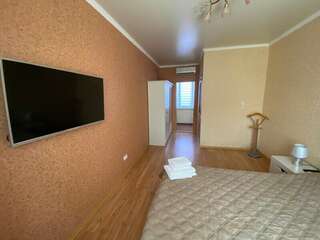 Гостиница Прибой Судак Люкс с 2 спальнями 6-3