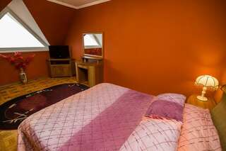 Гостиница Прибой Судак Люкс с 2 спальнями 6-3