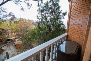 Гостиница Прибой Судак Люкс с 2 спальнями 6-11